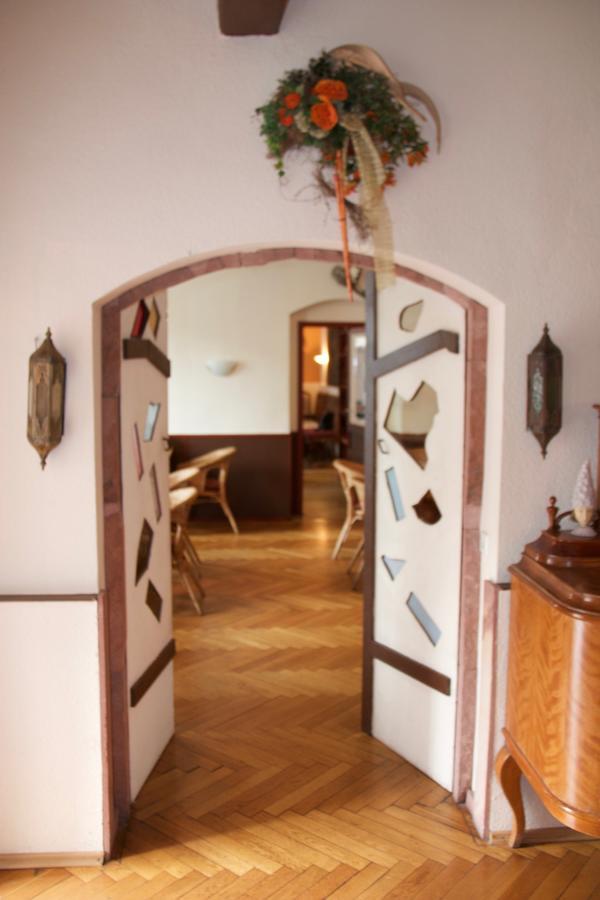 Icc Pfaelzer Hof - Hotel & Seminarhaus Шёнау Экстерьер фото